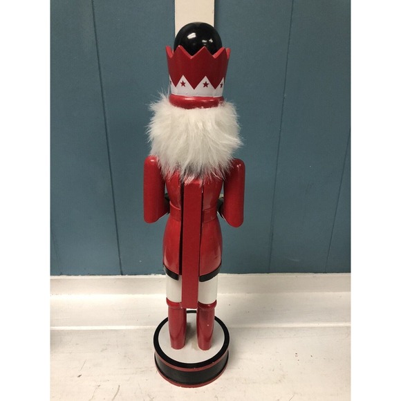 Forever Collectibles NHL Chicago Blackhawks Nutcracker Man Cave Decor 14" - Picture 5 of 9